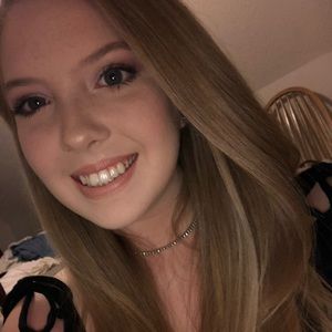 Meet your Posher, Rebekah